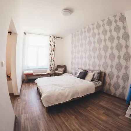 Stylovy Apartman V Centru Nachoda Exterior photo